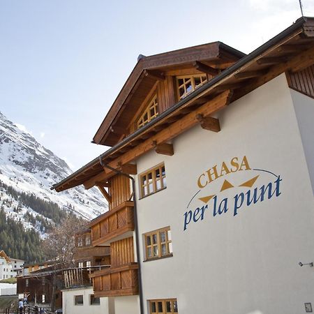 Апартаменты Chasa Per La Punt Гальтюр Экстерьер фото